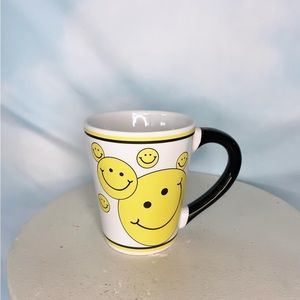 Smiley face mug